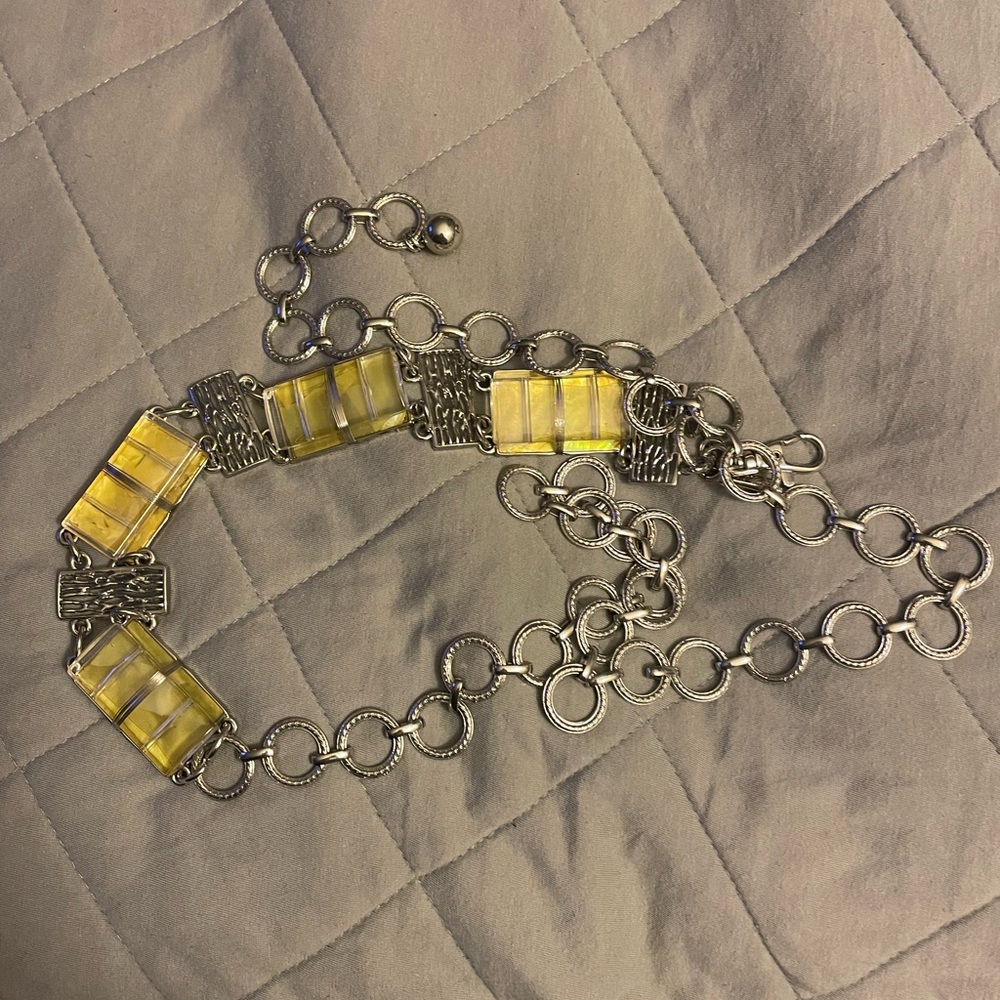 Chico’s 52” chain link belt
